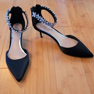 Badgley Mischka-Jewel, Size 6